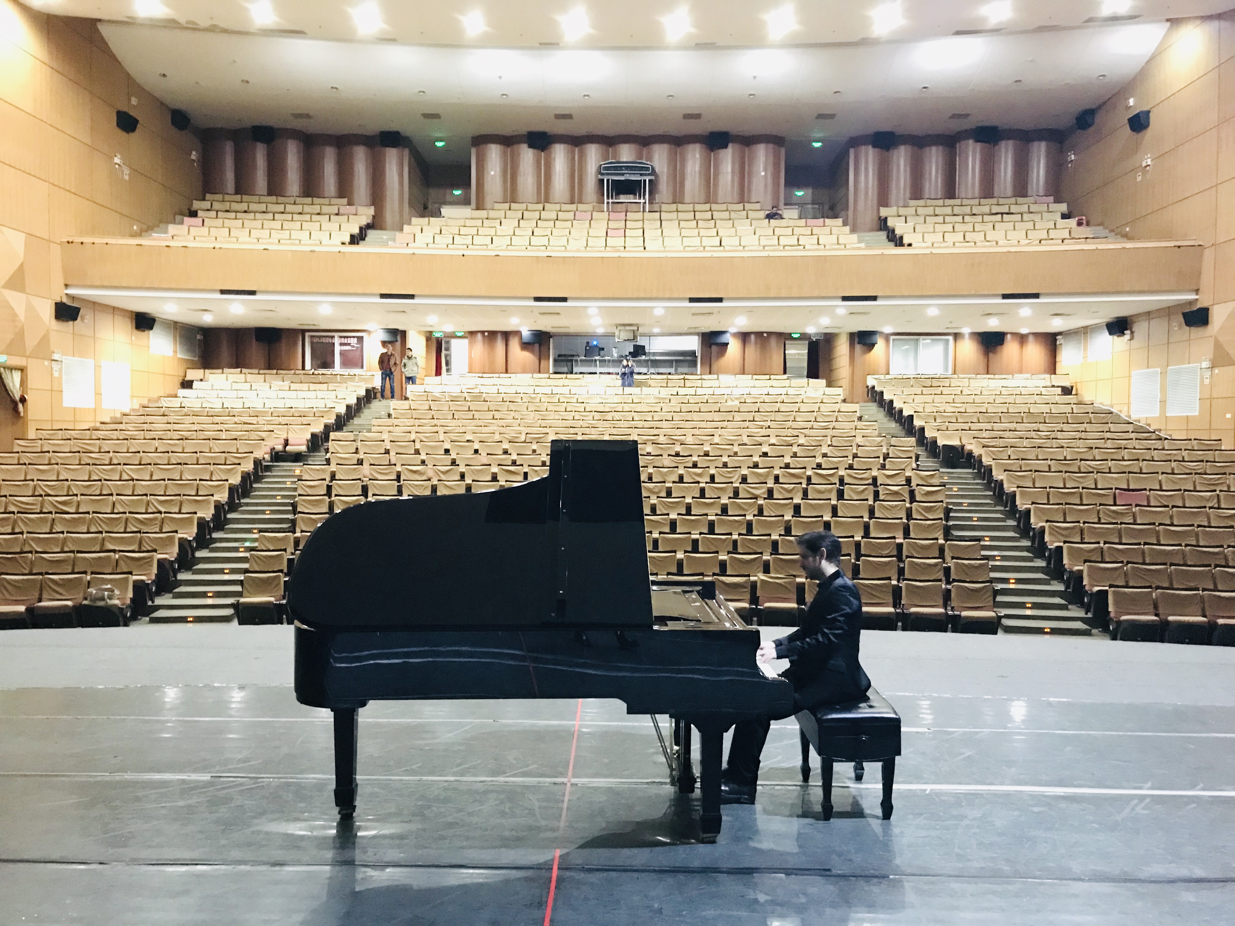 Rehelsal before the concert in Meizhou, Guandong, China  2018